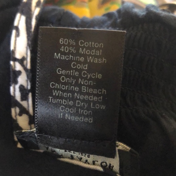 Ann Taylor Navy & White Paisley Pattern Tank Top size Medium Petite - Picture 6 of 6